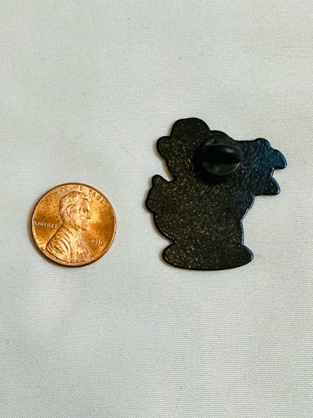 Alien Cowboy Pin - Picture 3 of 3